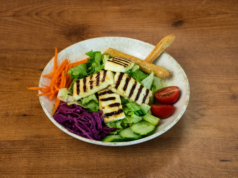 Hellim Peynirli Salata